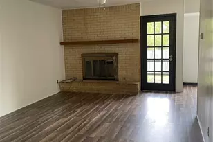 2015 Greenbrook Pkwy, Austin, TX 78723 - Photo 2