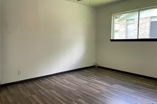 2015 Greenbrook Pkwy, Austin, TX 78723 - Photo 8