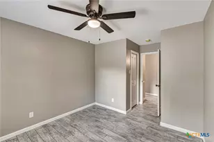 602 N Market St, Hallettsville, TX 77964 - Photo 22