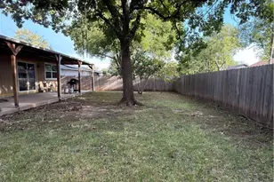 1907 Aberdeen Dr, Round Rock, TX 78664 - Photo 2