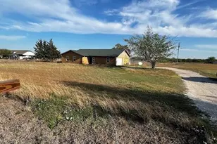 126 Co Rd 153, Georgetown, TX 78626 - Photo 2