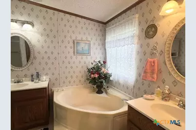 1037 Noll Road, Meyersville, TX 77974 - Photo 18