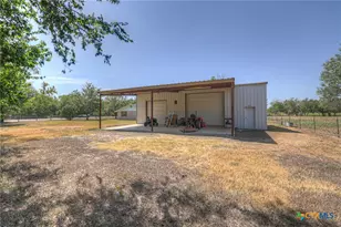 307 Valley Acres Dr, New Braunfels, TX 78130 - Photo 22