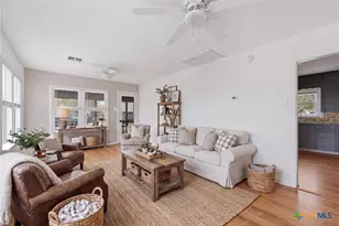 1921 Dreyer Ln, Gonzales, TX 78629 - Photo 6