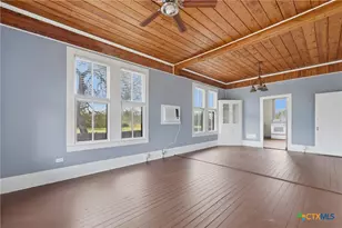 1930 Dreyer Ln, Gonzales, TX 78629 - Photo 8