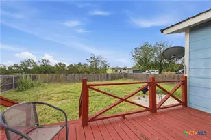 1926 Dreyer Ln, Gonzales, TX 78629 - Photo 20