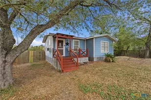1926 Dreyer Ln, Gonzales, TX 78629 - Photo 4