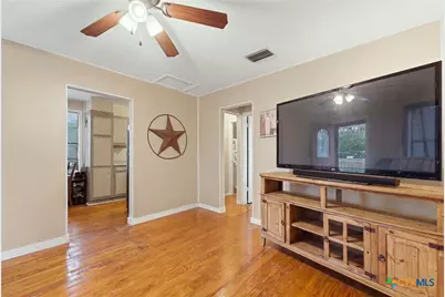 1904 Dreyer Lane Street, Gonzales, TX 78629 - Photo 8