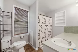 1904 Dreyer Ln St, Gonzales, TX 78629 - Photo 16