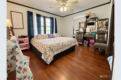 1119 N East, Edna, TX 77957 - Photo 12