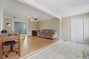 2030 Dreyer Ln, Gonzales, TX 78629 - Photo 18