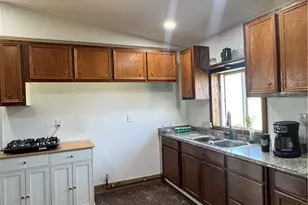 439 County Rd 181, Marlin, TX 76661 - Photo 6