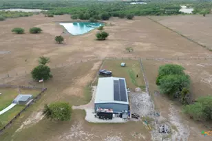 1733 Co Rd 376, Shiner, TX 77984 - Photo 30