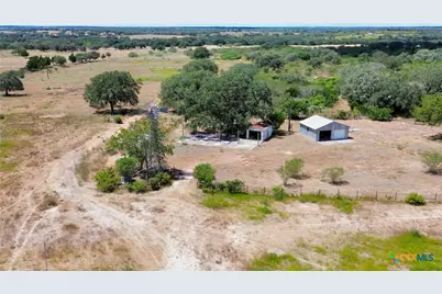 3114 Post Oak Road, Goliad, TX 77963 - Photo 1