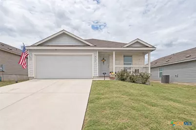 913 Riviera Court, Seguin, TX 78155 - Photo 2