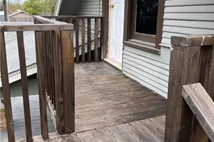 1506 N De Leon St, Victoria, TX 77901 - Photo 2