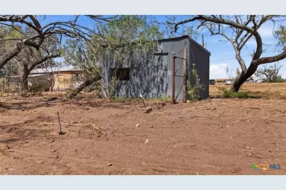 821 Cr 482, Gonzales, TX 78629 - Photo 24