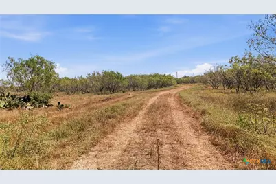 821 Cr 482, Gonzales, TX 78629 - Photo 6