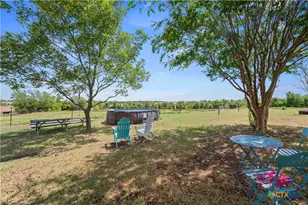 140 Private Rd 801, Lott, TX 76656 - Photo 34