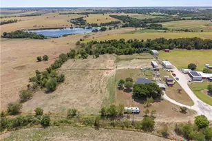 140 Private Rd 801, Lott, TX 76656 - Photo 6