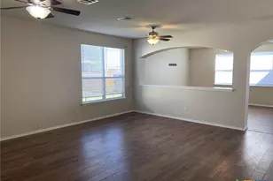 5506 Bridgewood Dr, Killeen, TX 76549 - Photo 2