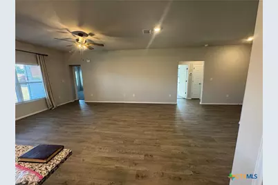 287 Rolling Hills, New Braunfels, TX 78130 - Photo 6