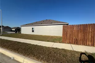 287 Rolling Hls, New Braunfels, TX 78130 - Photo 12