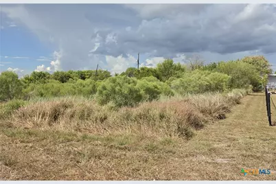 606-608 W Toledo Avenue, Seadrift, TX 77983 - Photo 2