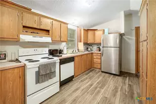 288 The Forest Rd, Dale, TX 78616 - Photo 8