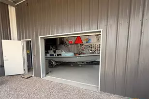 911 Bill Tindall Ave, Seadrift, TX 77983 - Photo 12