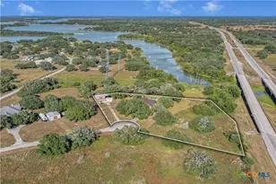72 Perdido Ct, Victoria, TX 77905 - Photo 2