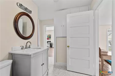 111 N 11th Street, Temple, TX 76501 - Photo 20