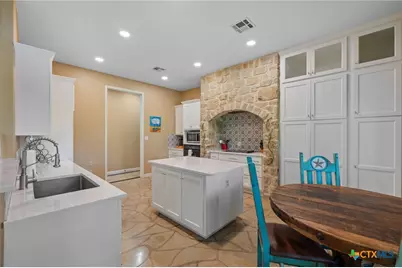 302 Guadalupe River Drive, Seguin, TX 78155 - Photo 18