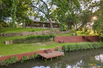 302 Guadalupe River Drive, Seguin, TX 78155 - Photo 4