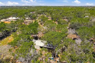 460 Vine St, Kerrville, TX 78028 - Photo 26