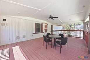 4426 Lost Hills Dr, Elmendorf, TX 78112 - Photo 6