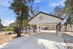 4426 Lost Hills Dr, Elmendorf, TX 78112 - Photo 4