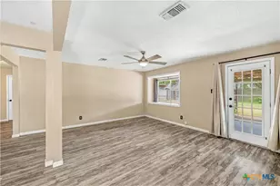 512 Monterrey Dr, Victoria, TX 77904 - Photo 16