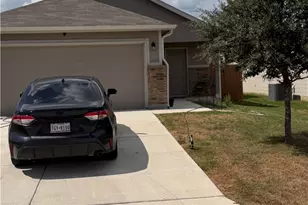2059 Chelsea Grv, New Braunfels, TX 78130 - Photo 2