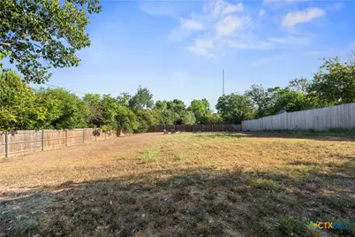 140 E 15th Avenue, Belton, TX 76513 - Photo 24