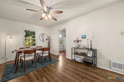 140 E 15th Avenue, Belton, TX 76513 - Photo 6