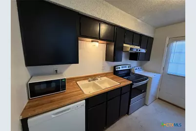 1301 Indian Trail #D, Harker Heights, TX 76548 - Photo 6