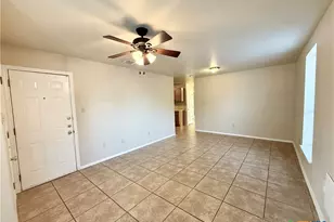 306 Oelkers Dr, New Braunfels, TX 78130 - Photo 4