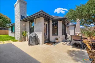 945 Queens Dr, New Braunfels, TX 78130 - Photo 26