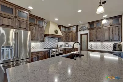 8383 N State Highway 123, Seguin, TX 78155 - Photo 14