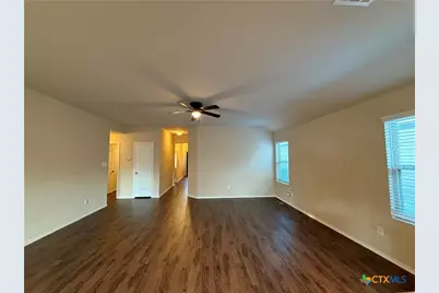2934 Meadow Ridge, New Braunfels, TX 78130 - Photo 4