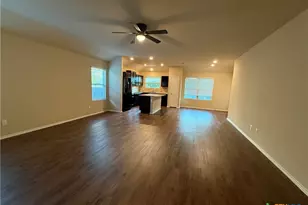 2934 Meadow Ridge, New Braunfels, TX 78130 - Photo 2