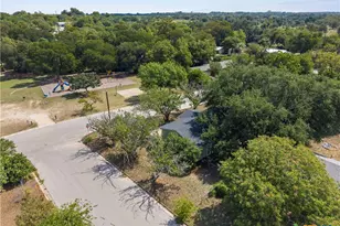 22 Park Ln, Lampasas, TX 76550 - Photo 34