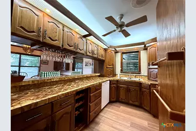 4 Westmont Street, Port Lavaca, TX 77979 - Photo 22