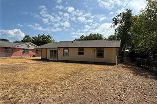 1409 Flynn St, Killeen, TX 76543 - Photo 32